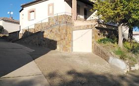 Charming House In Geria With Terrace